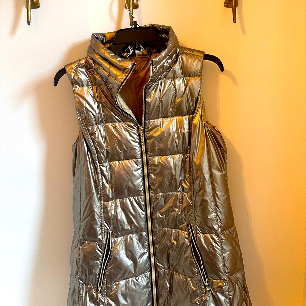 Gold, long, puffy vest. Size Small